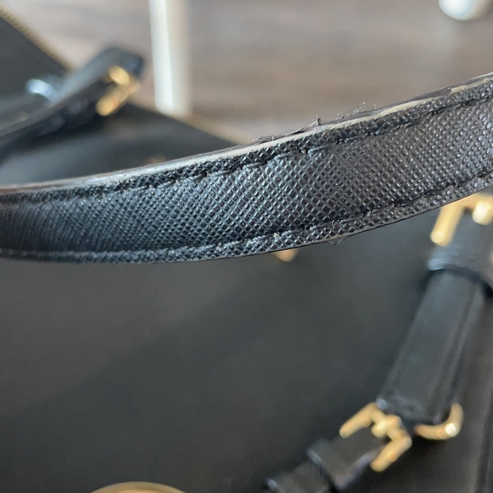 MICHAEL MICHAEL KORS
Large Saffiano Leather Bag - Picture 5 of 11